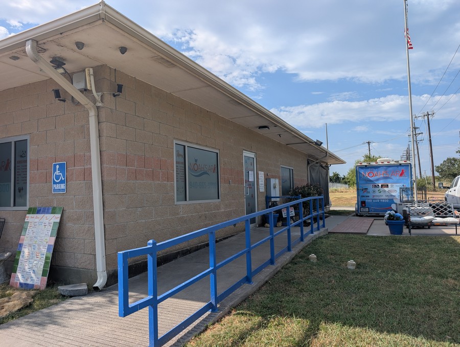 The front walk and ramp at Noah's Ark SPCA.