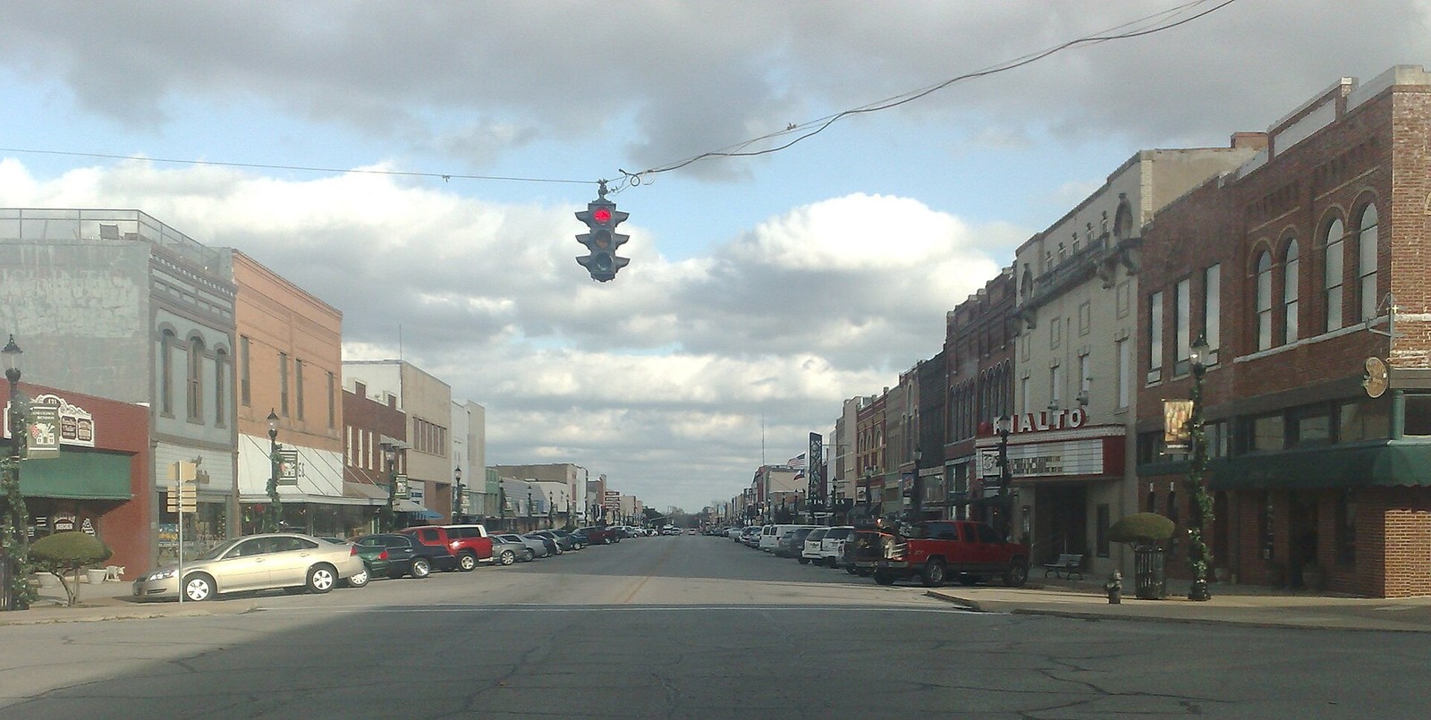 Denison approves girl-and-dog sculpture for Main Street