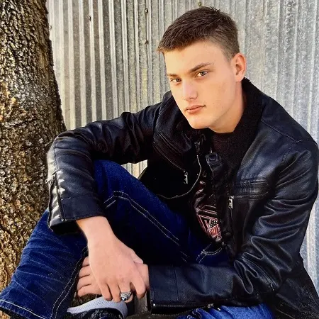 Portrait of Logan Kelly Harp