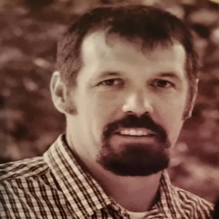 Portrait of Damon Alexander Schares