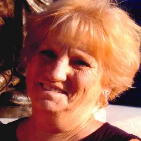 Portrait of Carolyn Sue Crisp Bagwell