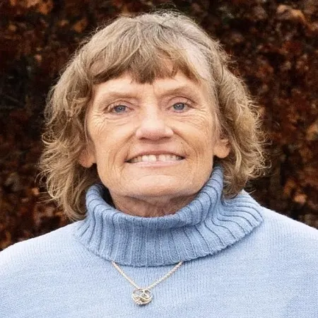 Portrait of Linda Sue Skeet