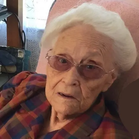 Portrait of Essie Samantha Huneycutt