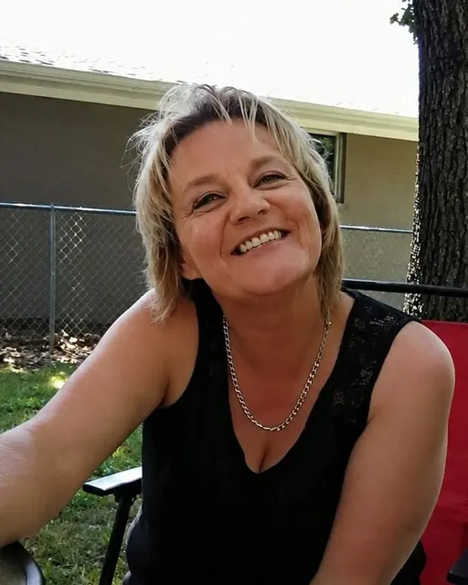 Portrait of Tammy Louise Lively-Lingle