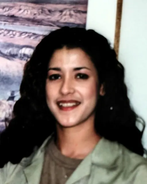 Portrait of Laura K. Lewis