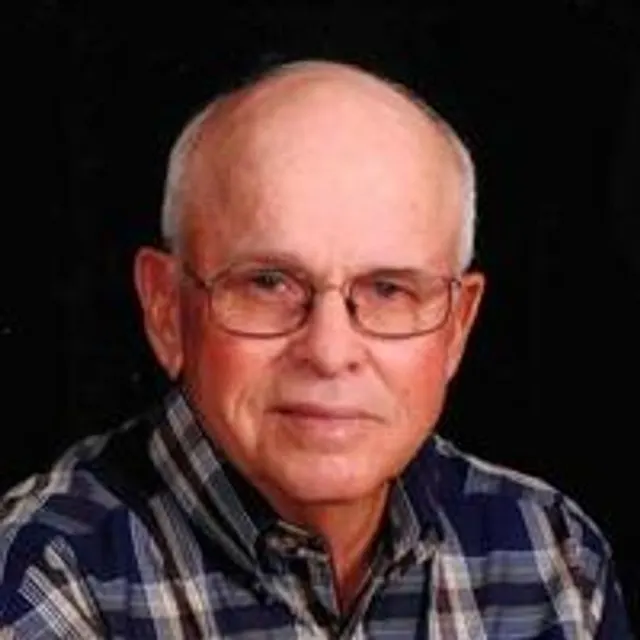 Portrait of Kenny Hoedebeck