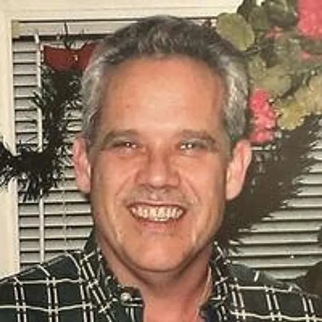 Portrait of Tim Pearson