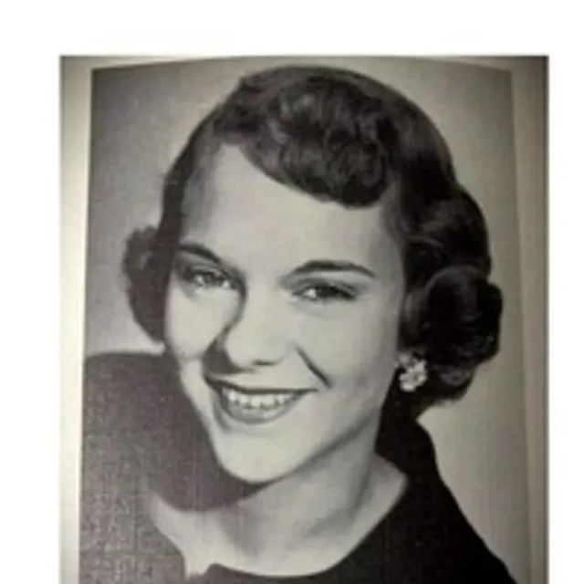 Portrait of Marsaleen Tuggle Dunn