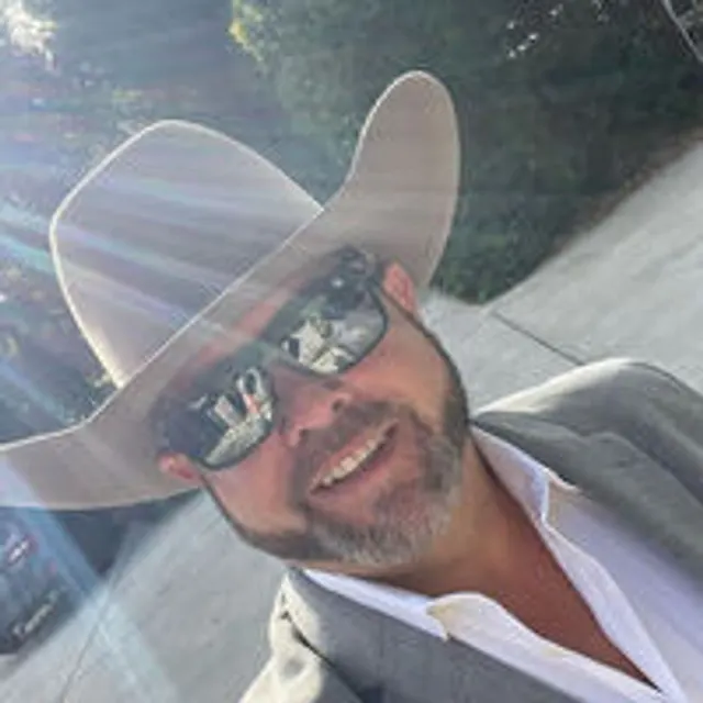 Portrait of Jason Lee Biffle