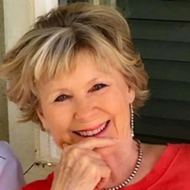 Portrait of Carolyn Frey