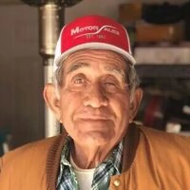 Portrait of Bernie Deanda