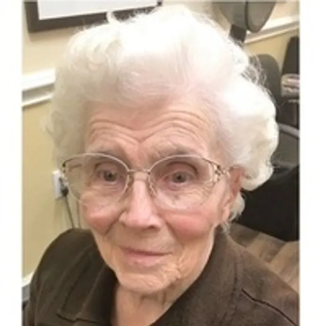 Portrait of Louese Hudgins