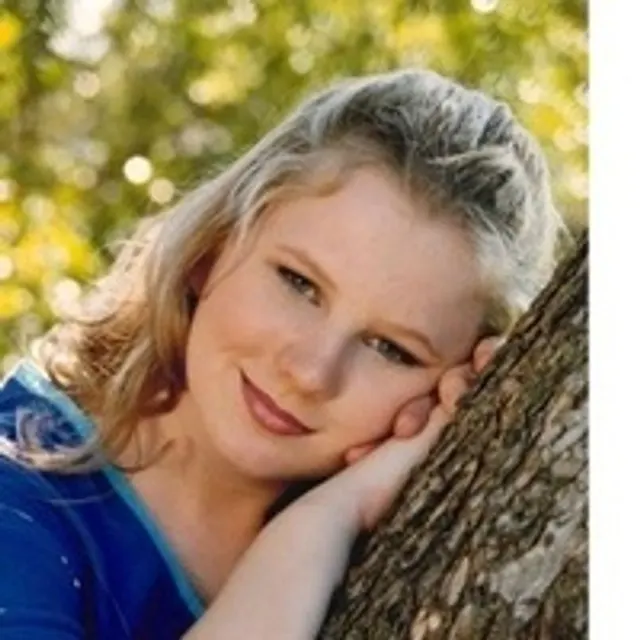 Portrait of Aleisha Lyn Clark