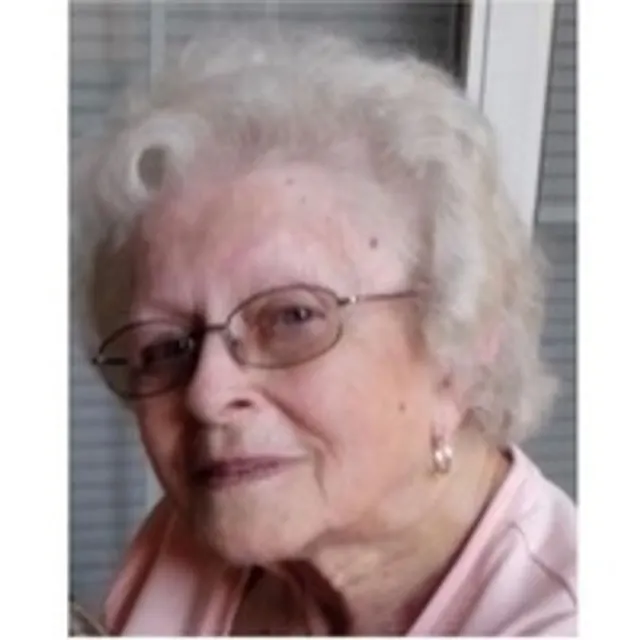 Portrait of Frankie Leigh Holley